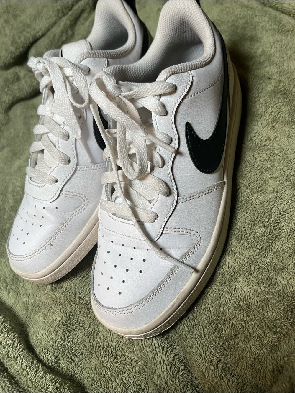 Nike Youth 4.5 White Sneakers with Black Swoosh